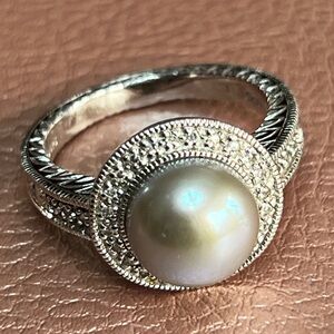 Affinity 925 Gray Pearl Diamond Halo Ring